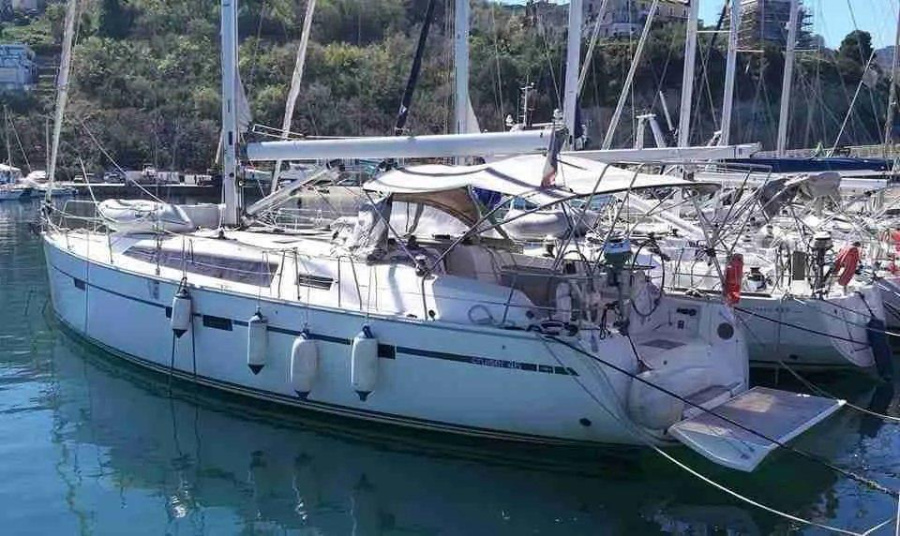 Photo #1 - Bavaria Cruiser 46 - 4 cab. (Blue Moon) en  - 65984