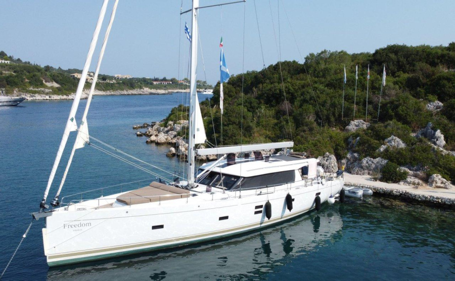 Photo #1 - Moody 54 DS (Freedom) en Corfu, Gouvia Marina - 65459