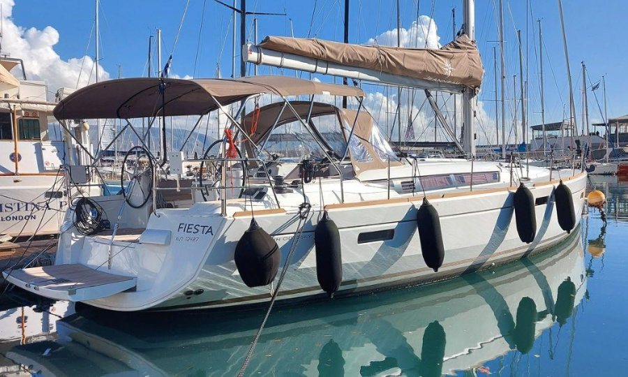 Photo #1 - Sun Odyssey 519 - 5 + 1 cab. (Fiesta) en Lefkas, D-Marin - 65476