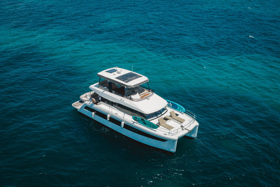 Photo #1 - Fountaine Pajot MY6 (Emy 6) en Lefkas, Sivota Bay - 65714