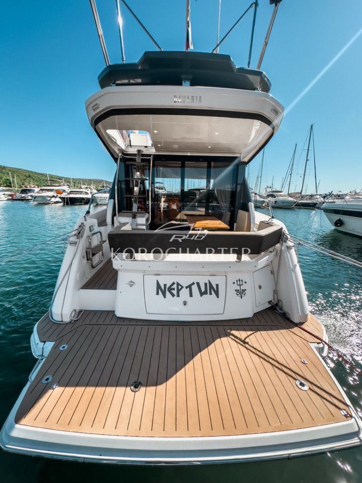 Photo #1 - Bavaria R40 Fly (Neptun) en Marina Punat - 67335