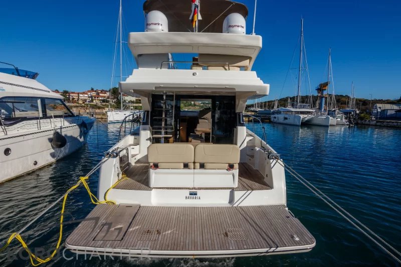 Photo #1 - Bavaria Virtess 420 Fly (Alexander) en Marina Punat - 67340