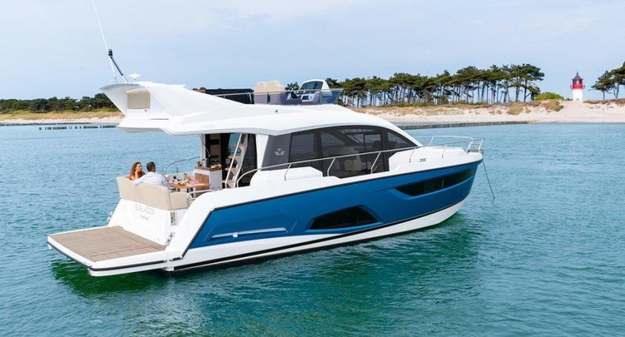 Photo #1 - Sealine F430 (Blue Lagoon) en Marina Punat - 67342
