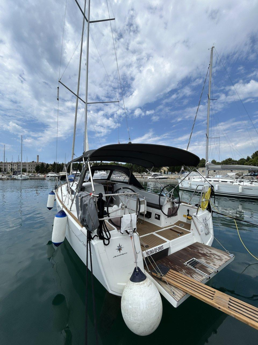 Photo #1 - Sun Odyssey 349 - 3 cab. (Reina De Oros) en Marina Polesana - 66941