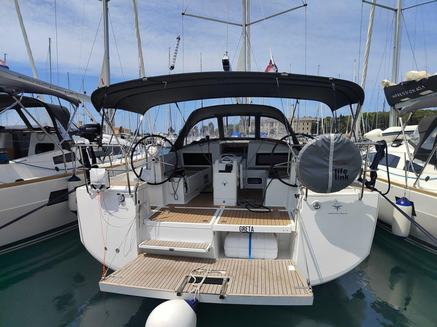Photo #1 - Sun Odyssey 440 - 4 cab. (Greta) en Marina Polesana - 66944