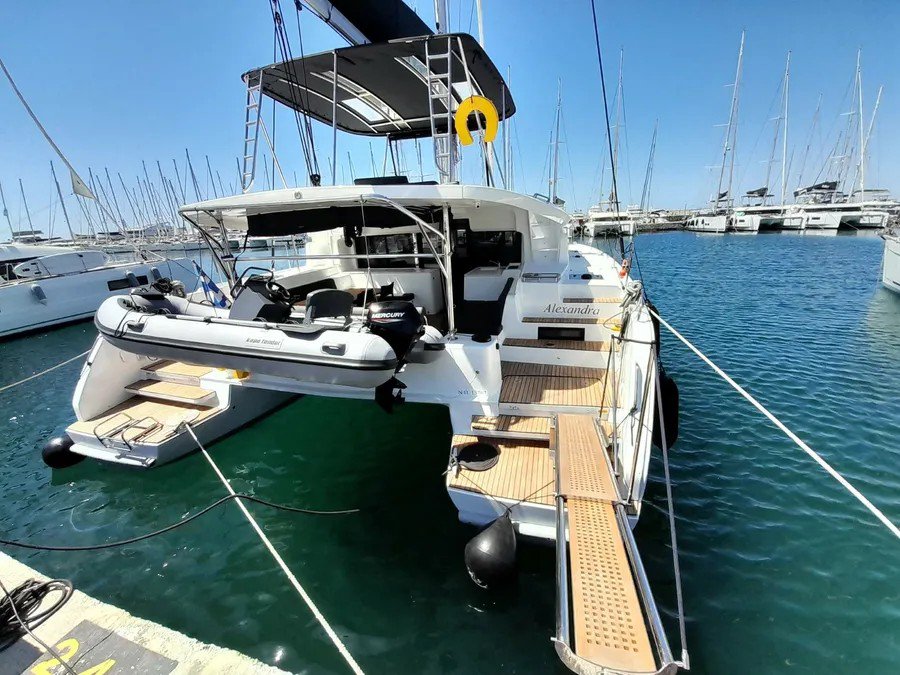 Photo #1 - Lagoon 46 - 4 + 2 cab. (Alexandra) en Athens, Alimos marina - 67086