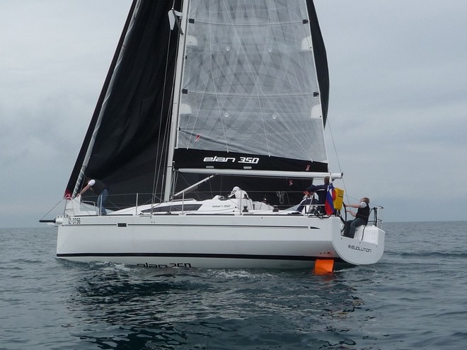 Photo #1 - Elan 350 Performance - 3 cab. (Victor) en Marina Kornati - 67092