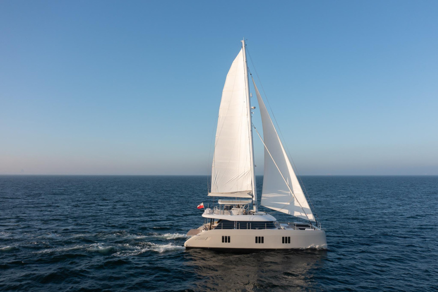 Photo #1 - Sunreef 60 (Spice of Life) en Marina - 67377