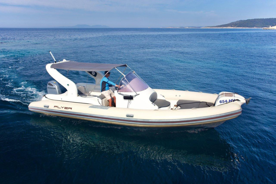 Flyer 828 - 0