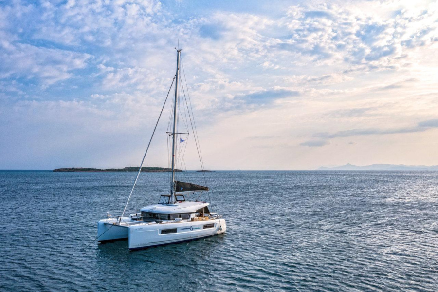 Photo #1 - Lagoon 40 - 4 + 1 cab. (il Vento) en Corfu, Gouvia Marina - 44360