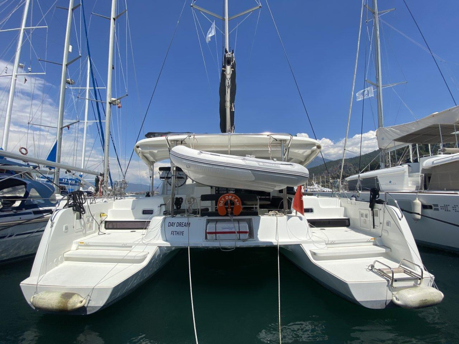 Photo #1 - Lagoon 42 - 4 cab. (Day Dream) en Ece Saray Marina Resort - 44361