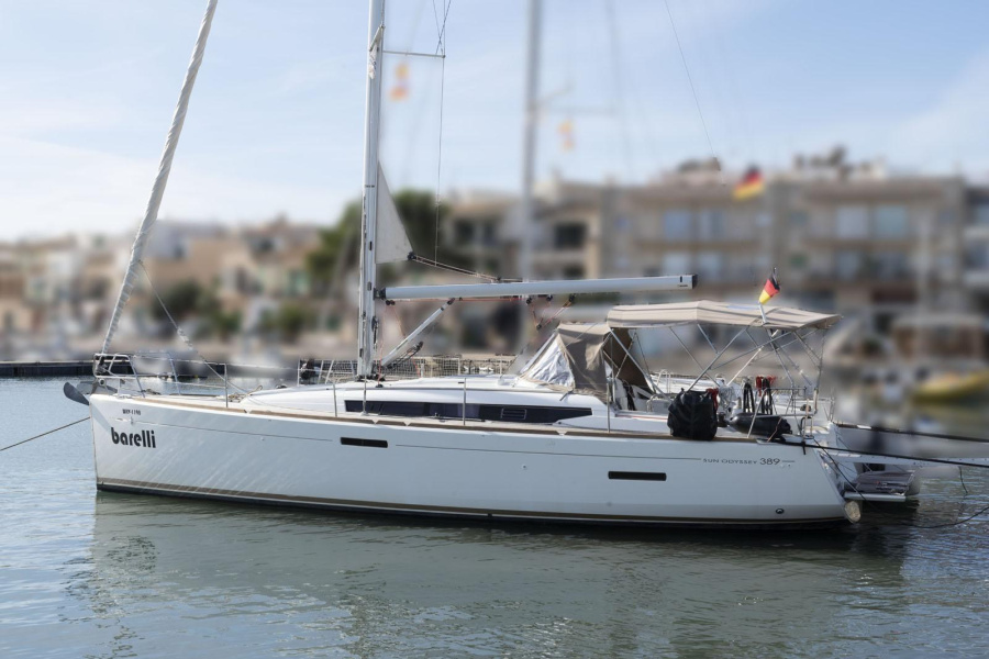Photo #1 - Sun Odyssey 389 (BarElli) en de Mallorca, La Lonja - 44587