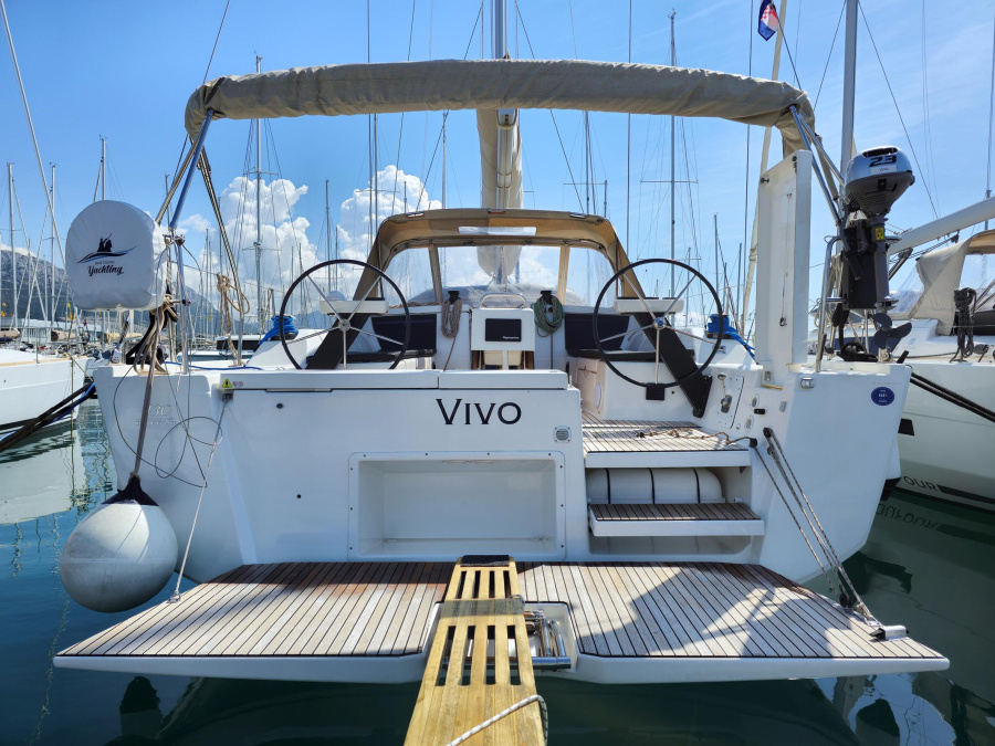 Photo #1 - Dufour 430 GL (Vivo) en Marina - 44747