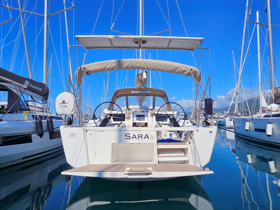 Photo #1 - Dufour 390 GL (Sara) en Marina - 44749