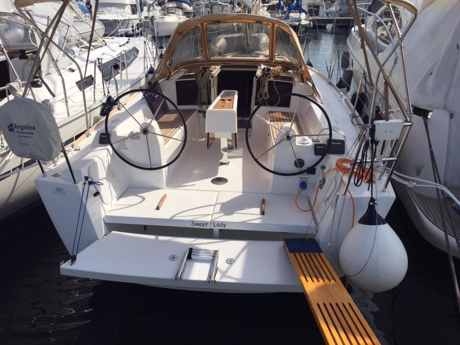 Photo #1 - Dufour 350 GL (Sweet Lady) en ACI Marina - 44783