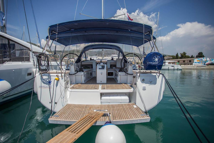 Photo #1 - Sun Odyssey 440 - 3 cab. (Modesty) en Komolac, ACI Marina - 44865
