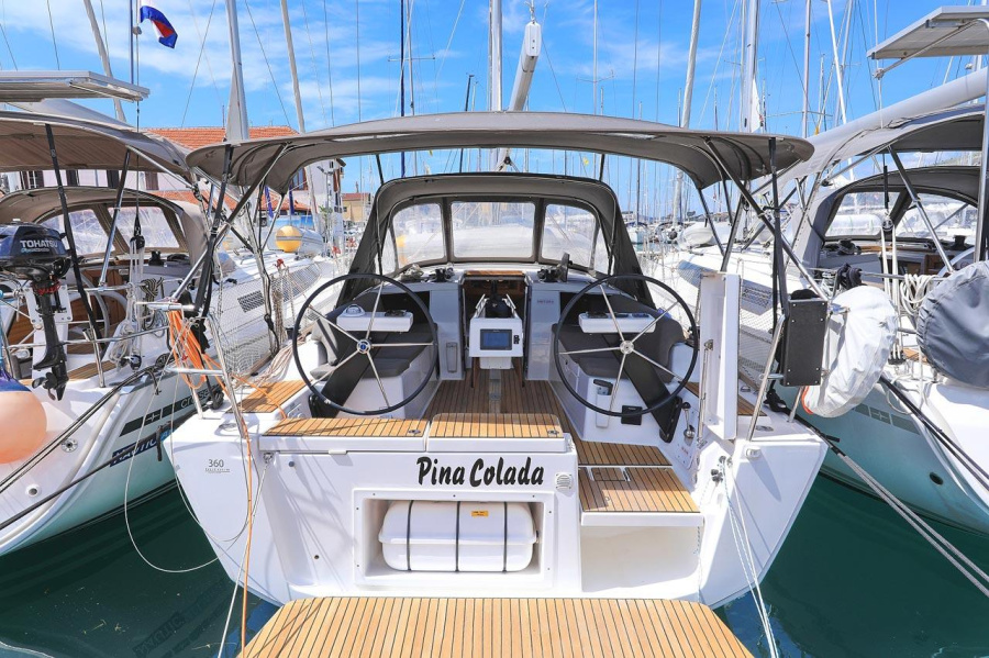 Photo #1 - Dufour 360 GL (Pina Colada) en Marina Tehnomont Veruda - 45392