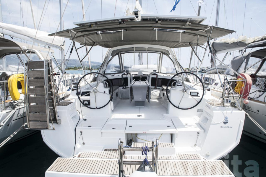 Photo #1 - Oceanis 48 - 5 cab. (Annita) en Rhodes New Marina - 45463