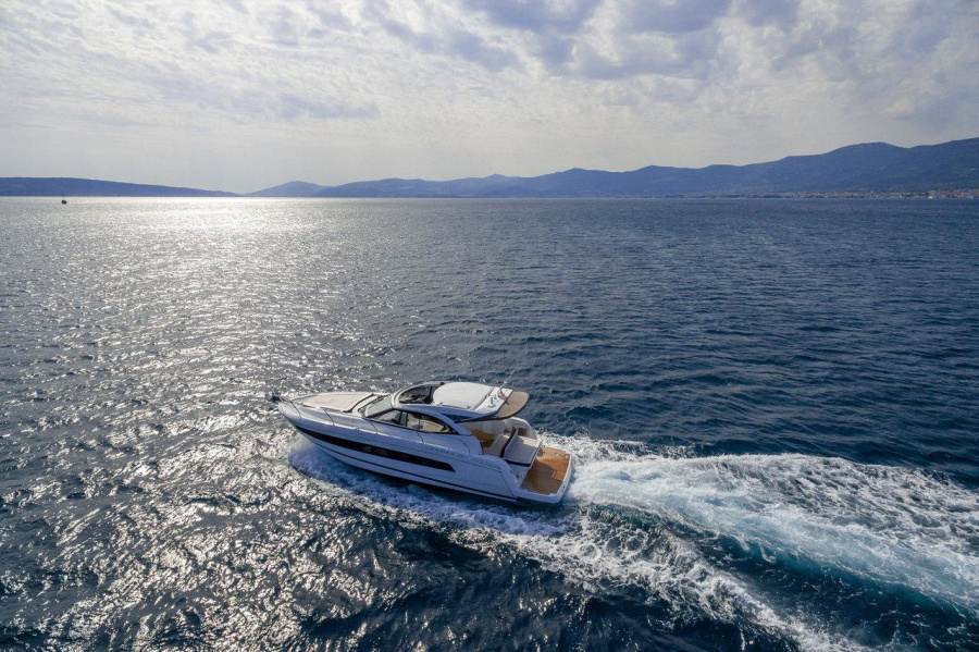 Photo #1 - Leader 36 (Chromia) en ACI Marina - 45861