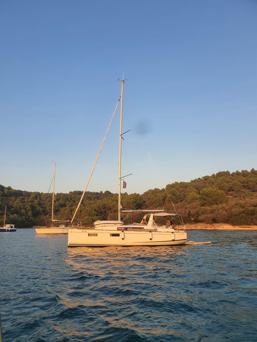 Photo #1 - Oceanis 35.1 (Idila) en D-Marin Dalmacija Marina - 46121