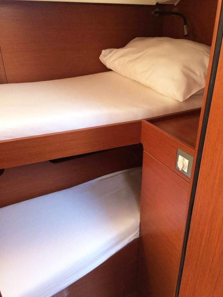 Oceanis 46.1 — photo 10