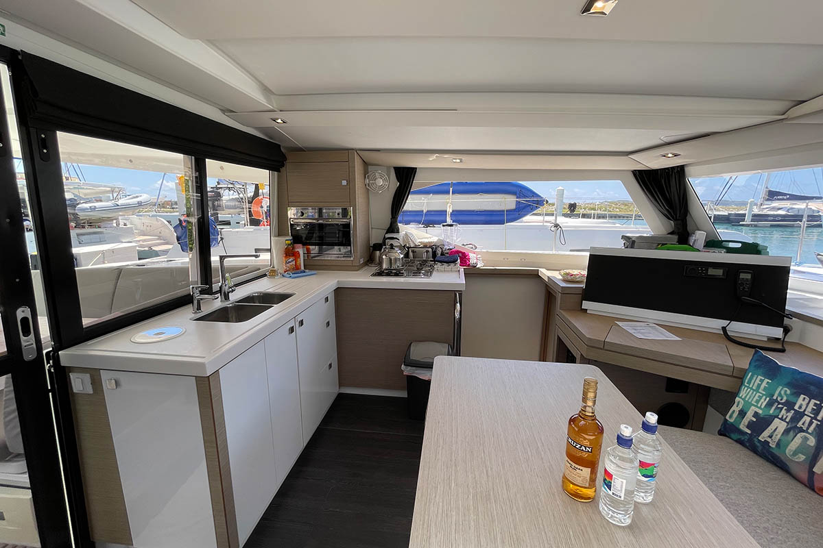 Fountaine Pajot Lucia 40 - 3 cab. — photo 13