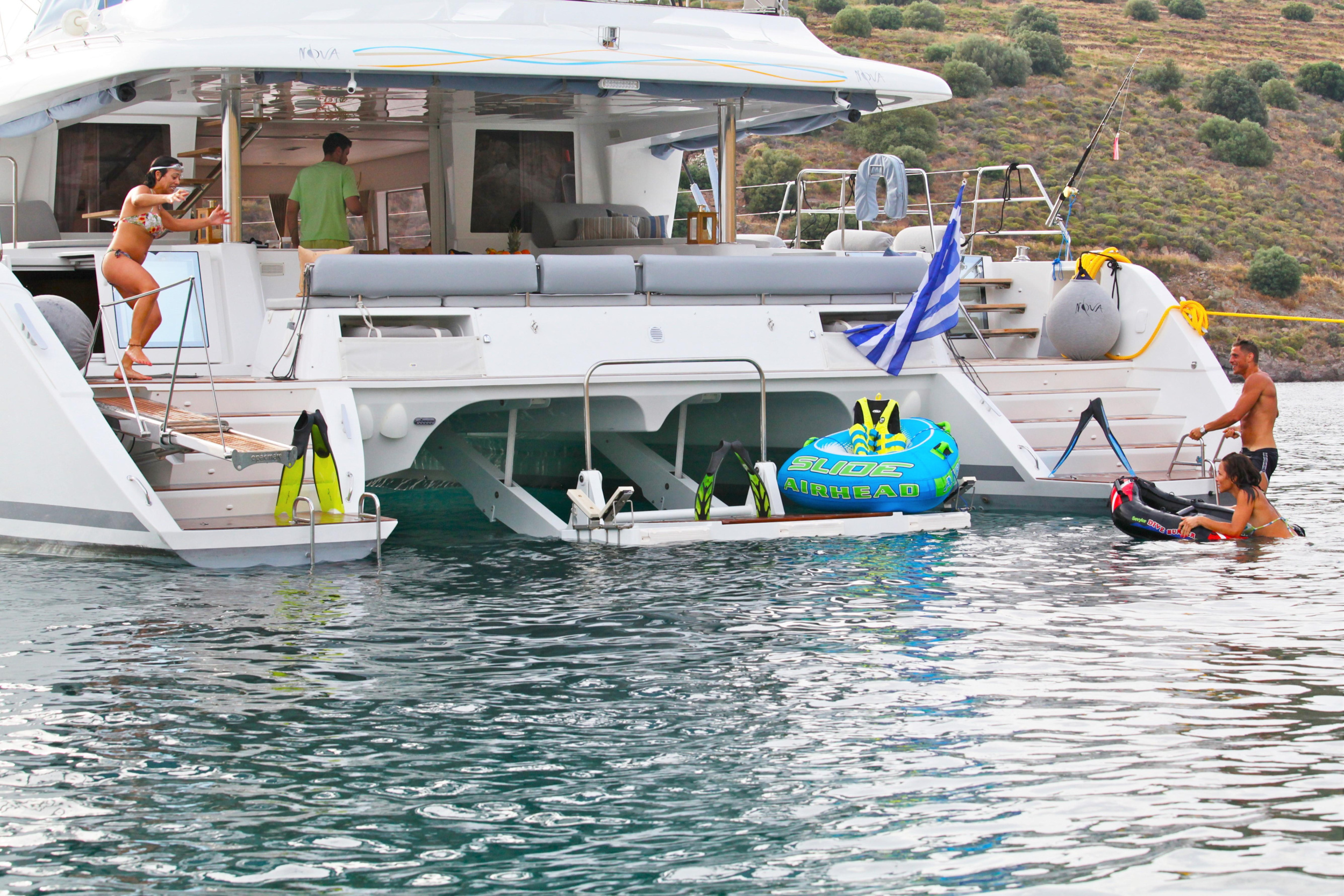 Lagoon 620 — photo 11