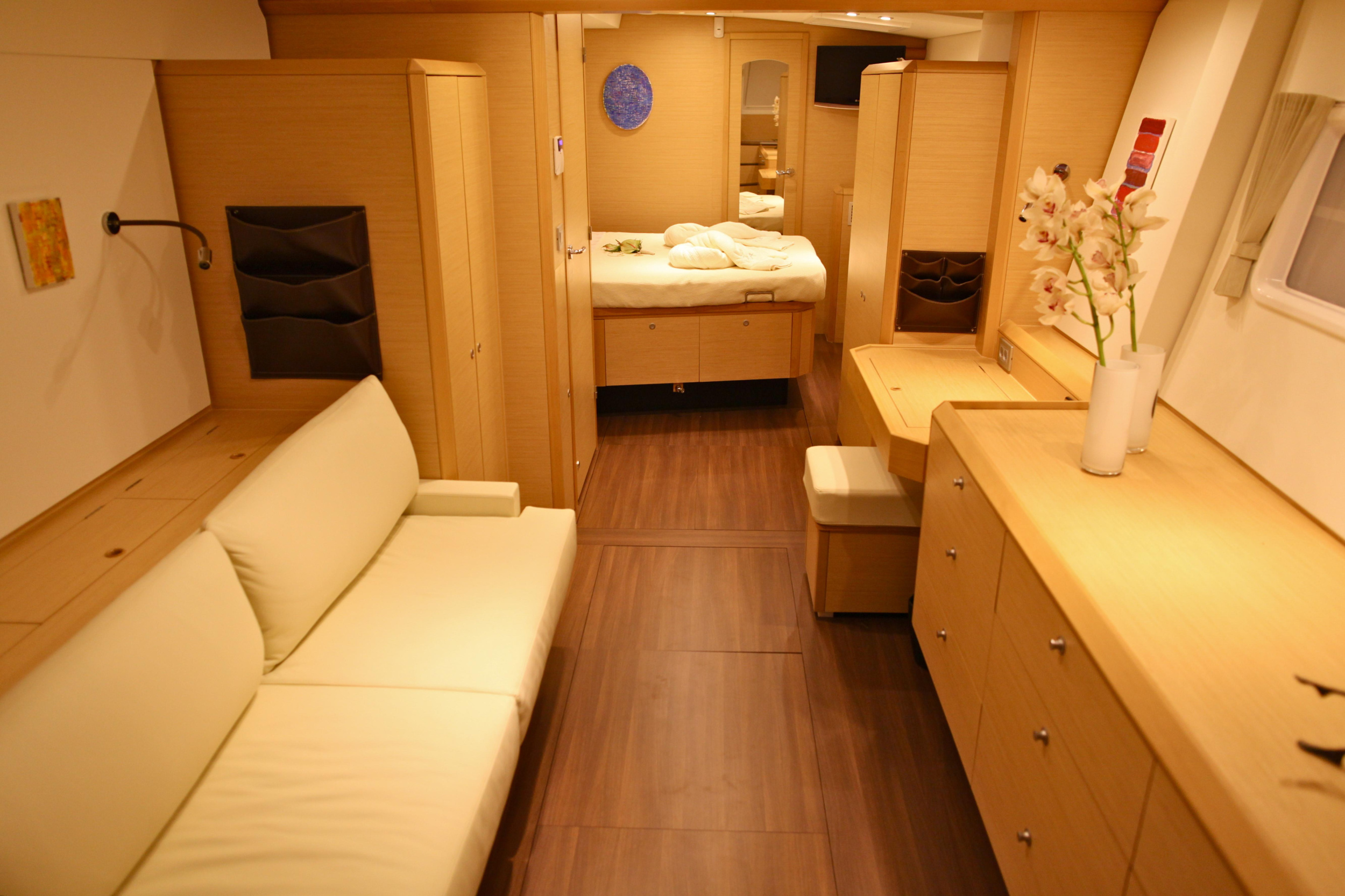 Lagoon 620 — photo 12