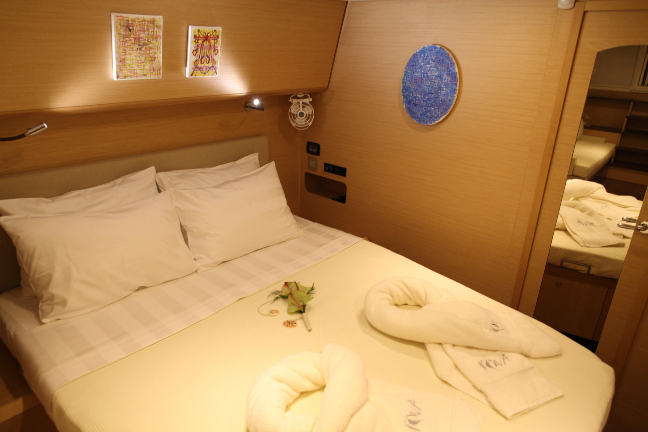 Lagoon 620 — photo 13