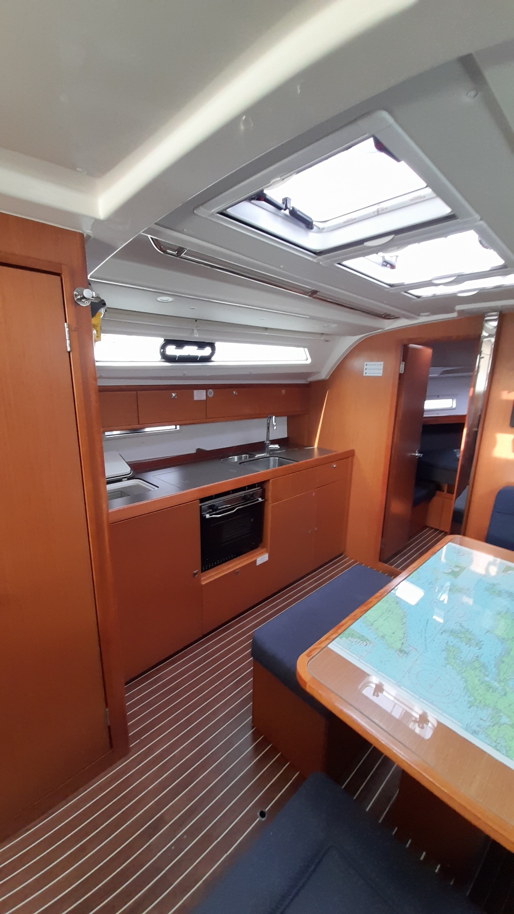 Bavaria Cruiser 41 - 3 cab. — photo 8