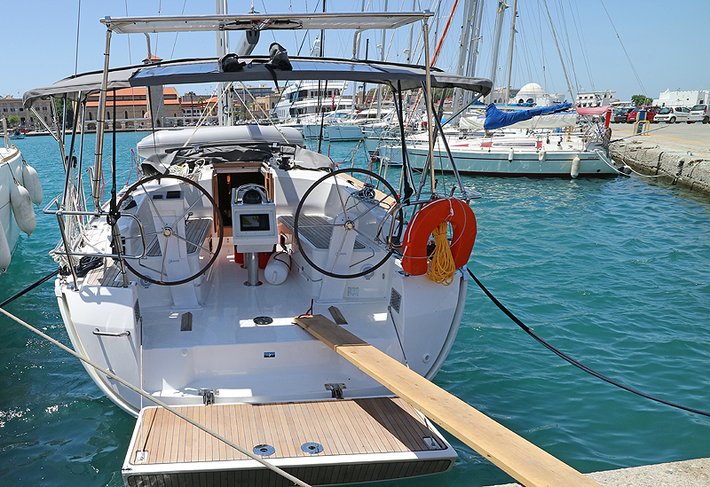 Bavaria Cruiser 37 - 3 cab. — photo 5