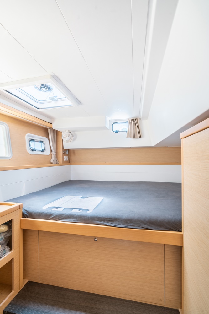 Lagoon 39 - 4 + 2 cab. — photo 20