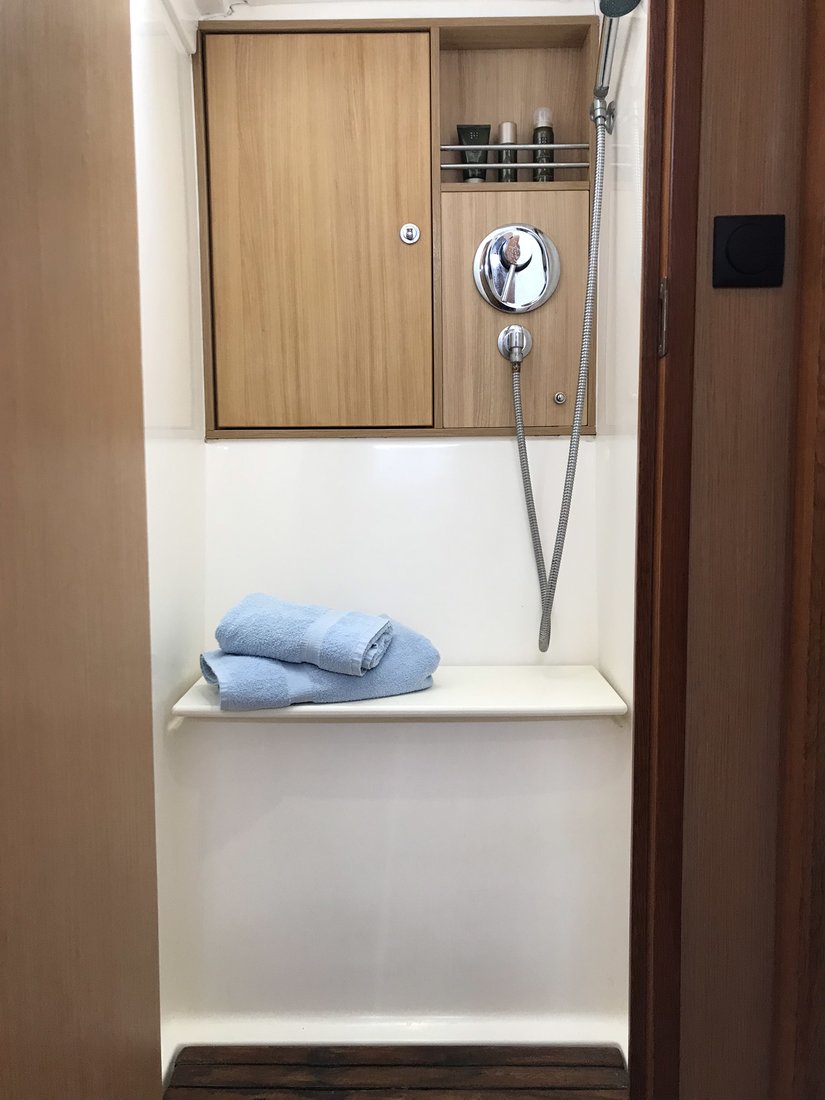 Bavaria Cruiser 45 - 4 cab. — photo 18