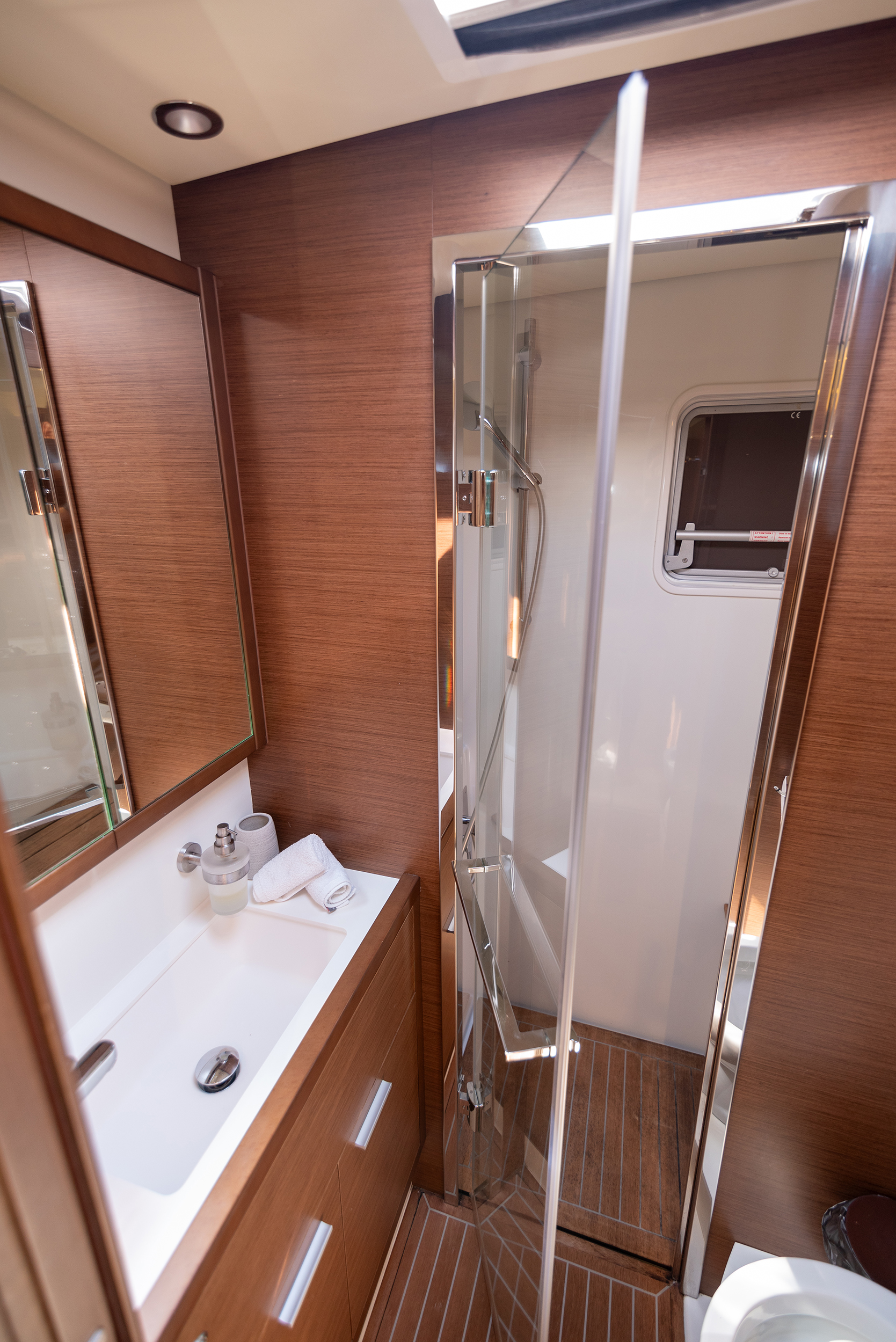 Lagoon 620 - 6 + 2 cab. — photo 14