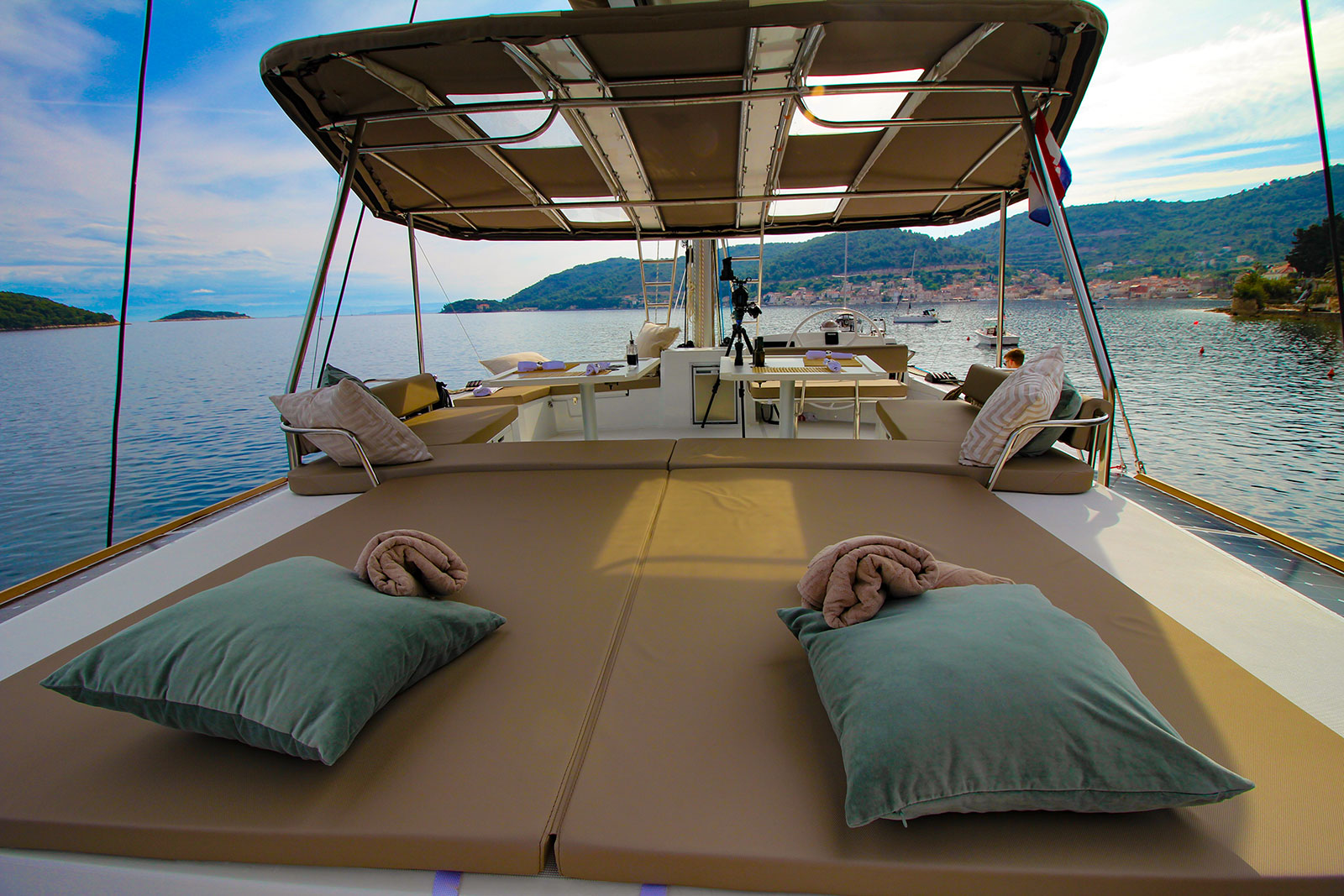 Bali 5.4 - 6 + 2 cab. — photo 11
