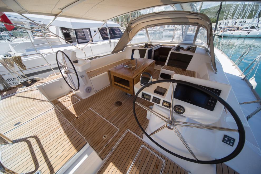 Dufour 520 GL — photo 3
