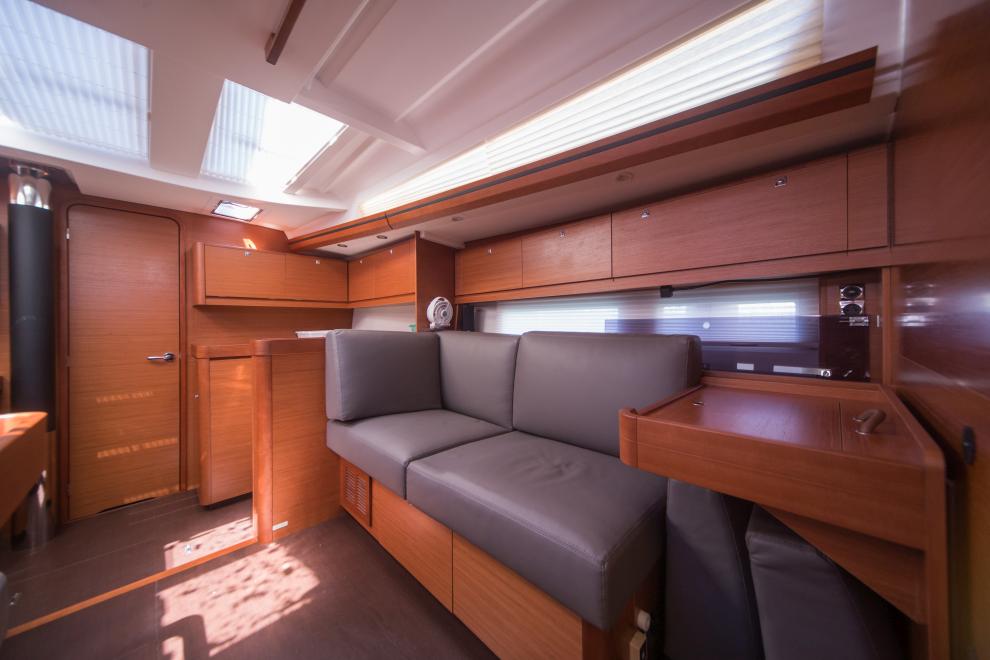 Dufour 520 GL — photo 12