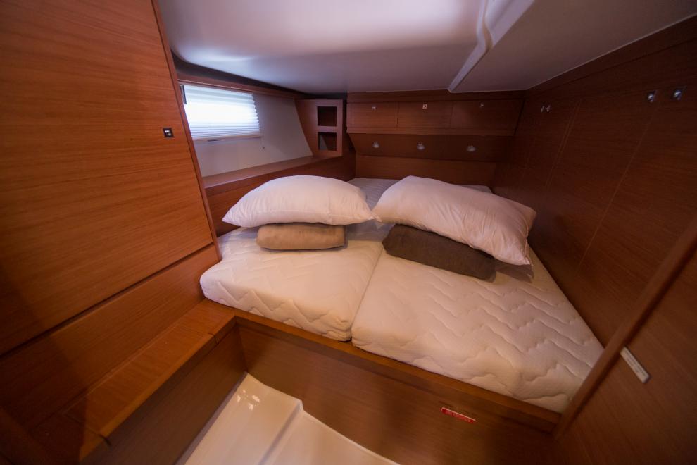 Dufour 520 GL — photo 20