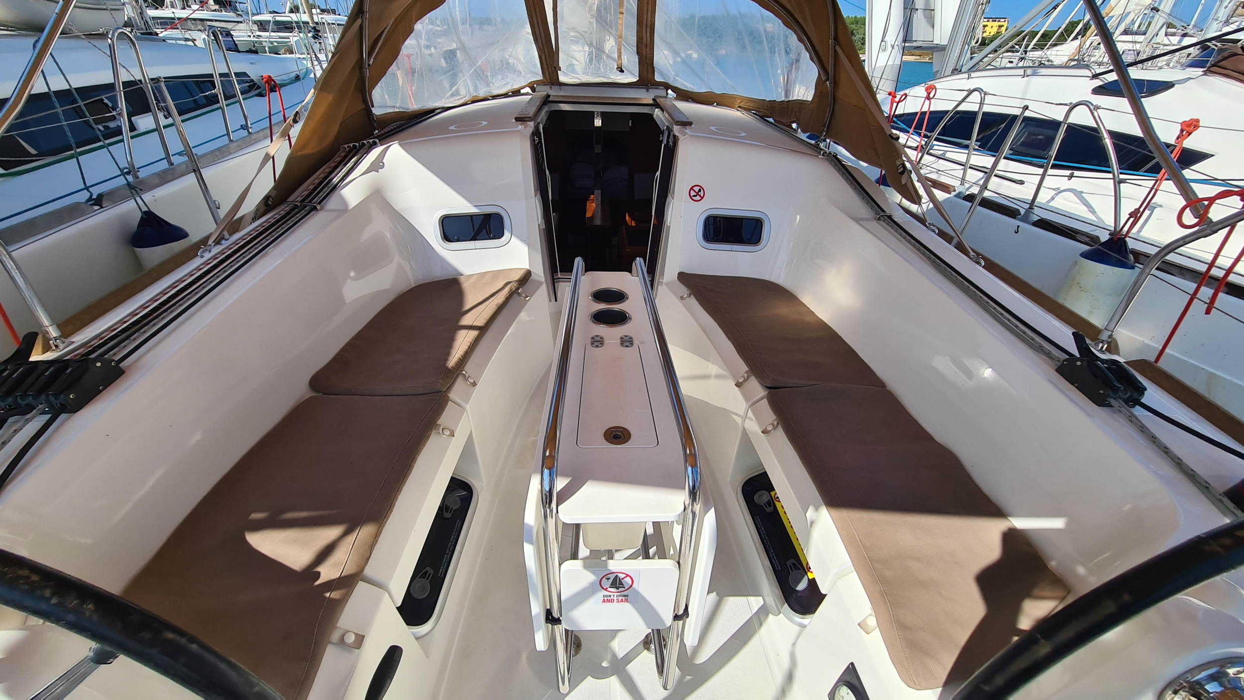 Sun Odyssey 349 - 3 cab. — photo 4