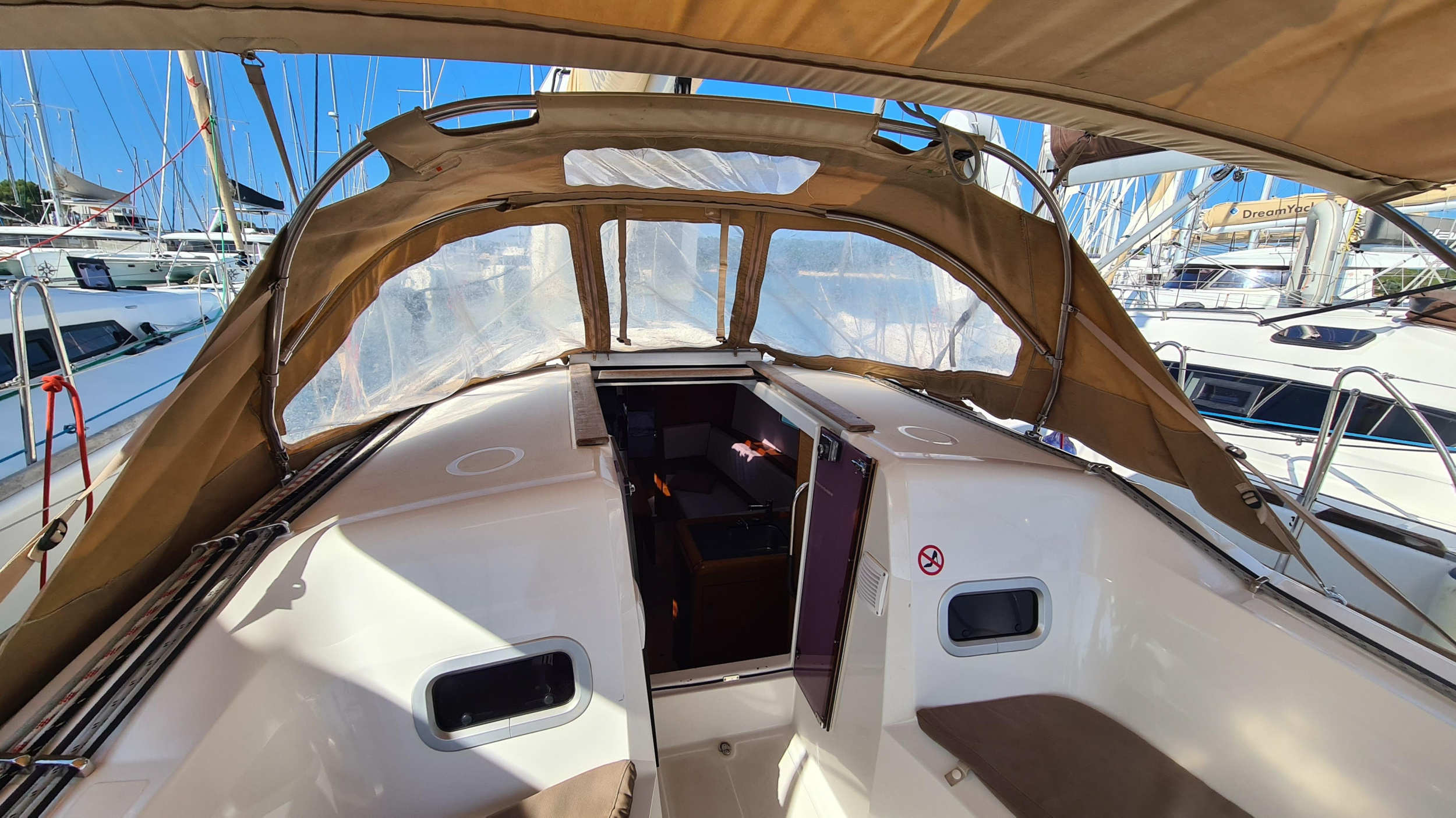 Sun Odyssey 349 - 3 cab. — photo 5