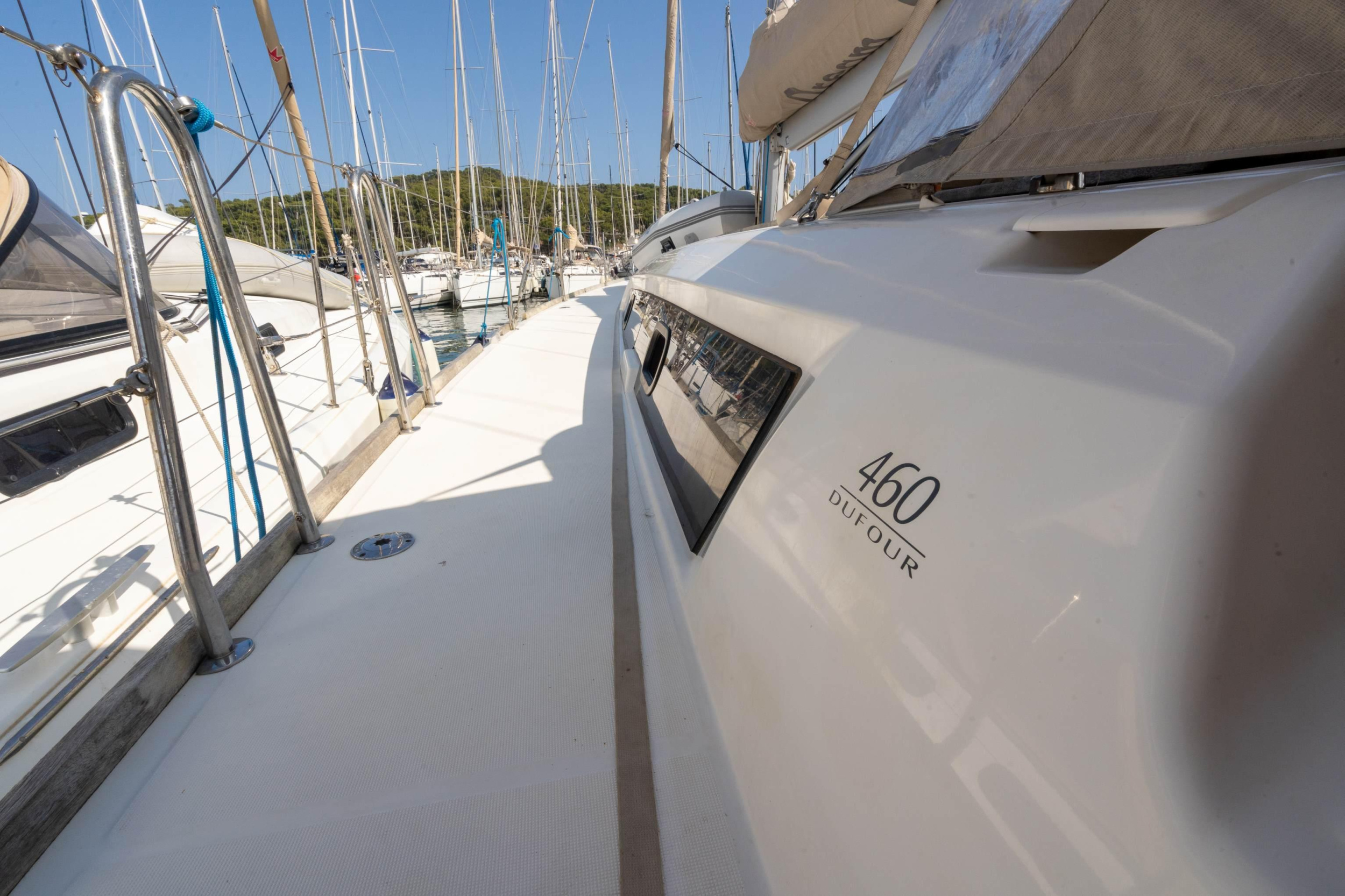Dufour 460 GL - 5 cab. — photo 3