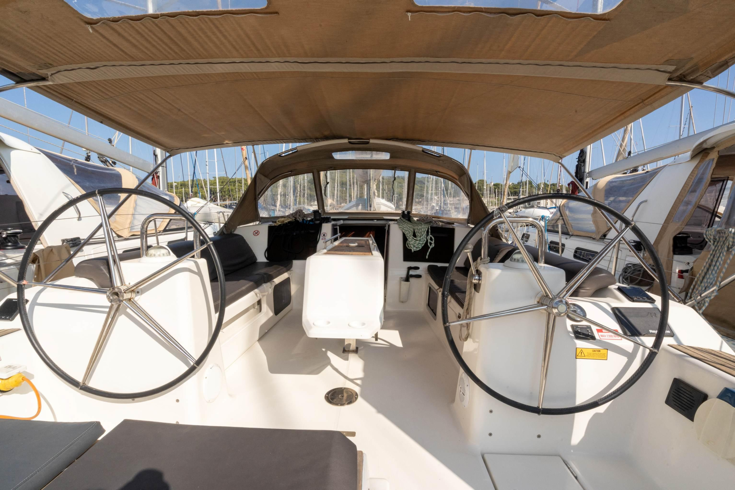 Dufour 460 GL - 5 cab. — photo 6