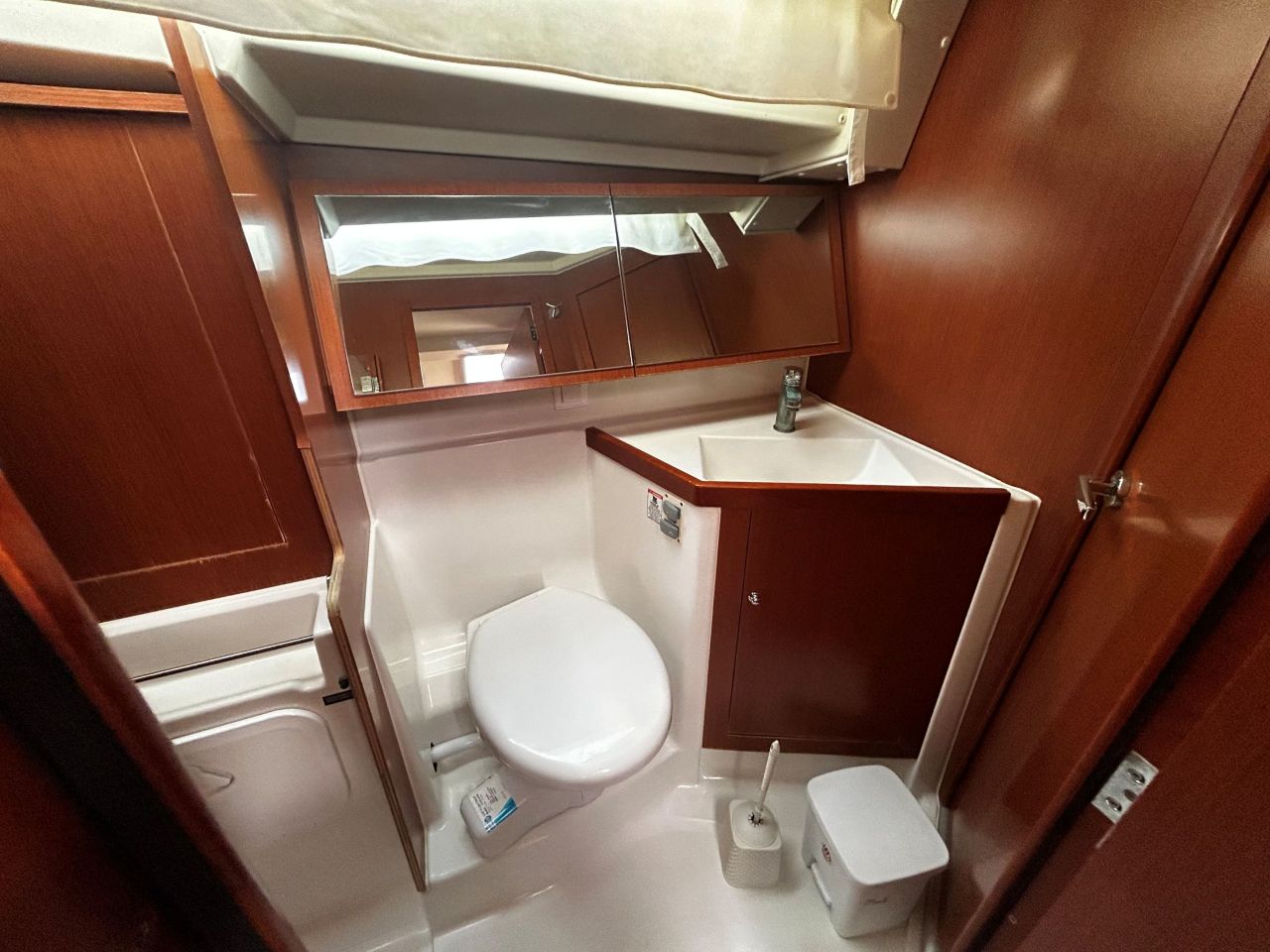 Oceanis 41.1 — photo 13