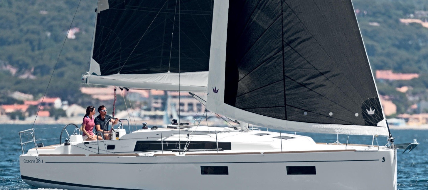 Oceanis 38.1 — photo 1
