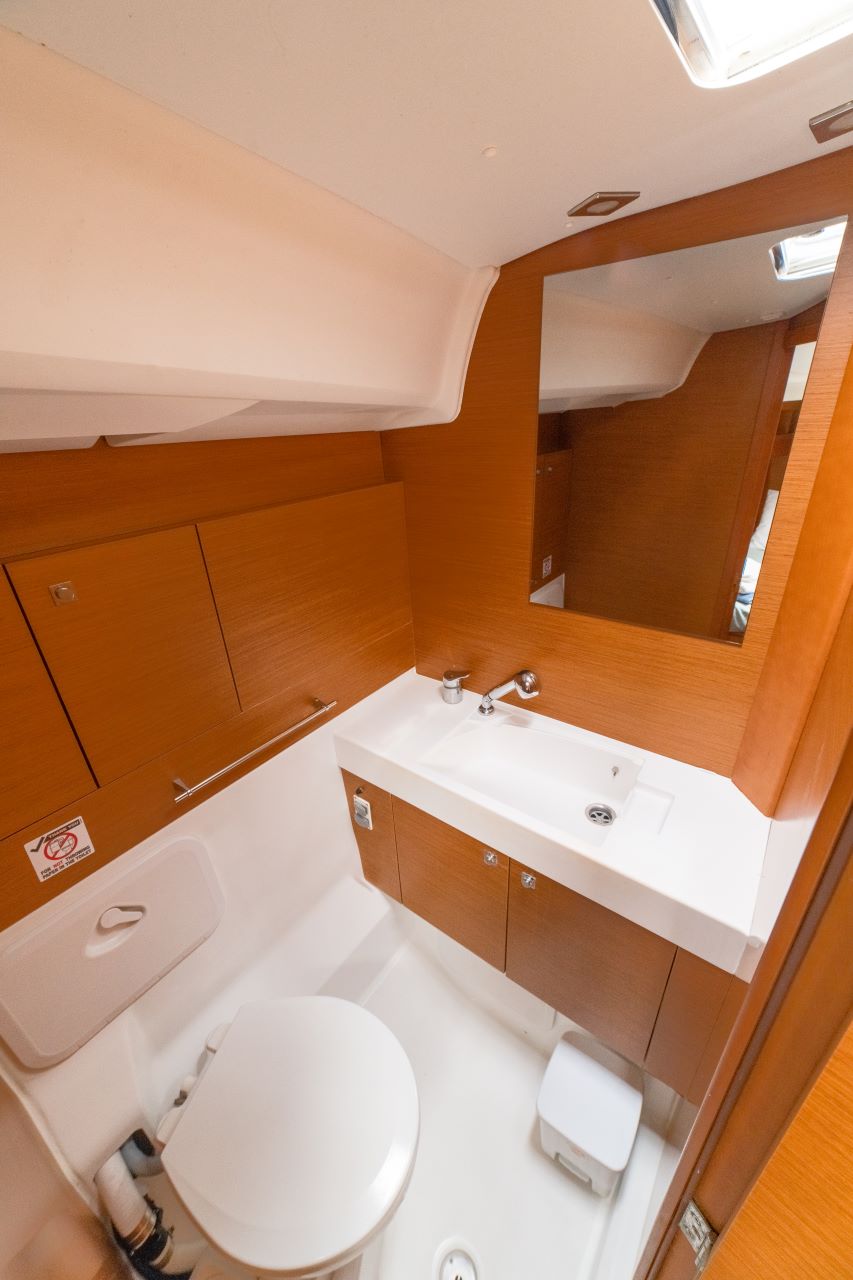 Sun Odyssey 479 - 4 cab. — photo 11