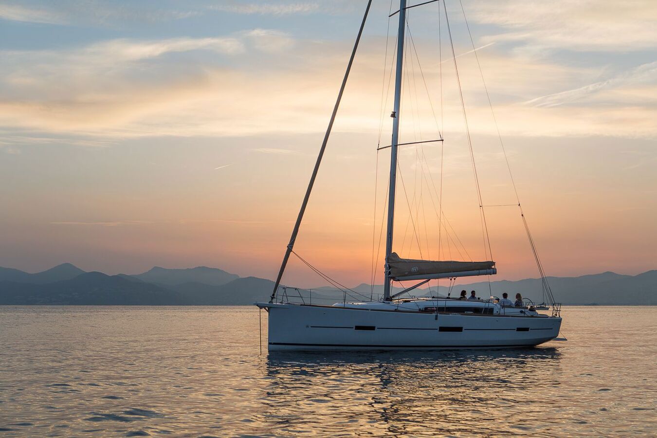 Dufour 460 GL — photo 20