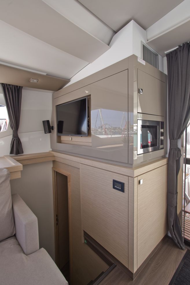 Fountaine Pajot Saona 47 Quintet - 5 + 1 cab. — photo 14