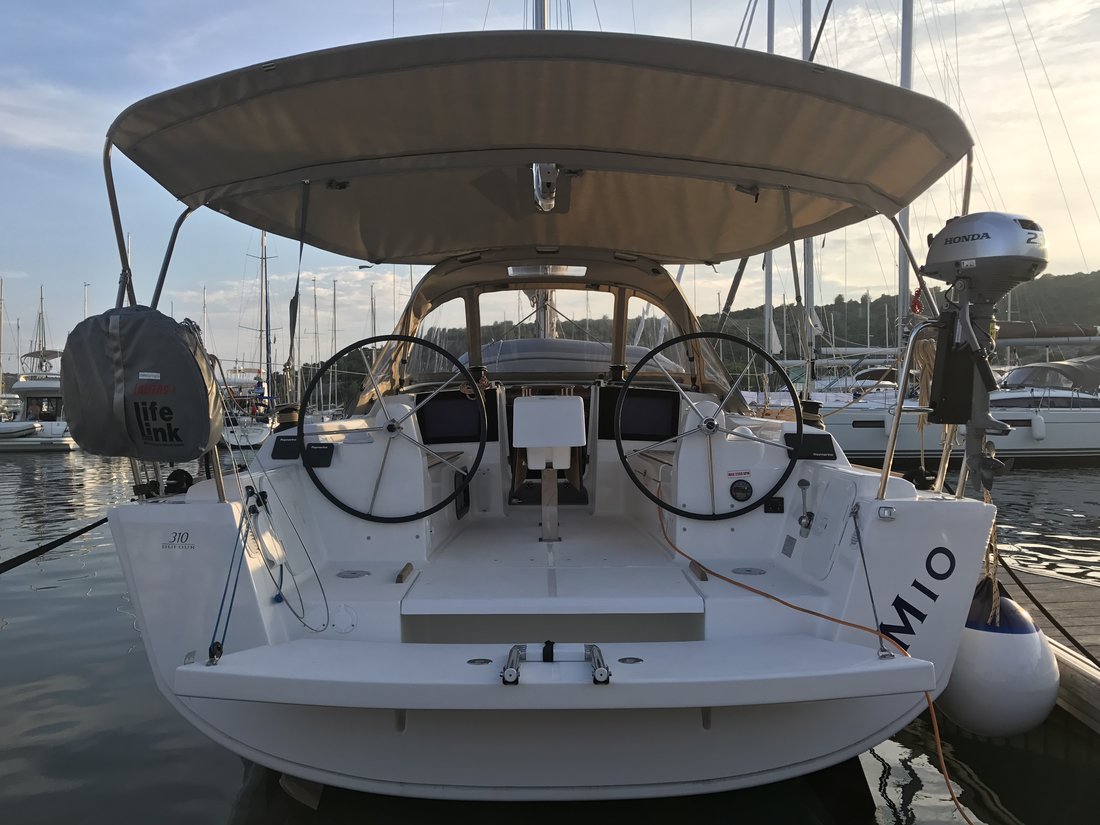 Dufour 310 GL — photo 3