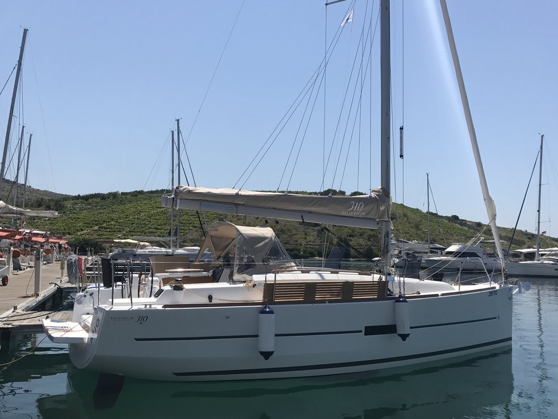 Dufour 310 GL — photo 4