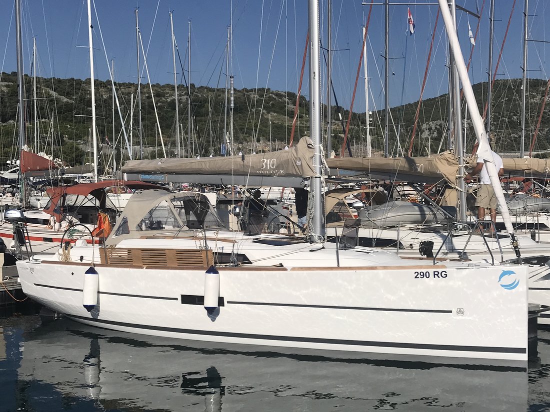 Dufour 310 GL — photo 5